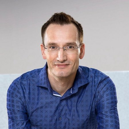 Porträt Stefan Hecht